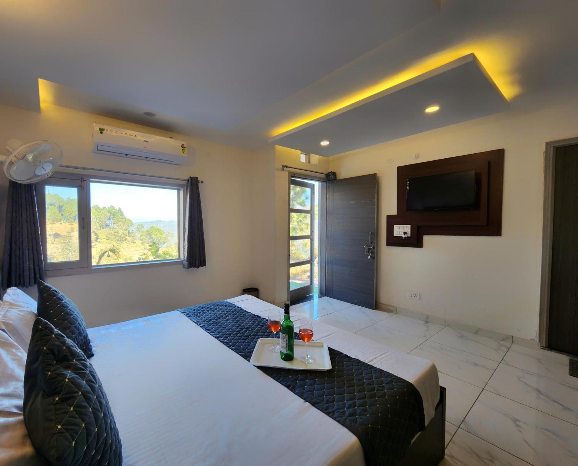 Pine Valley Resort Касаули Экстерьер фото