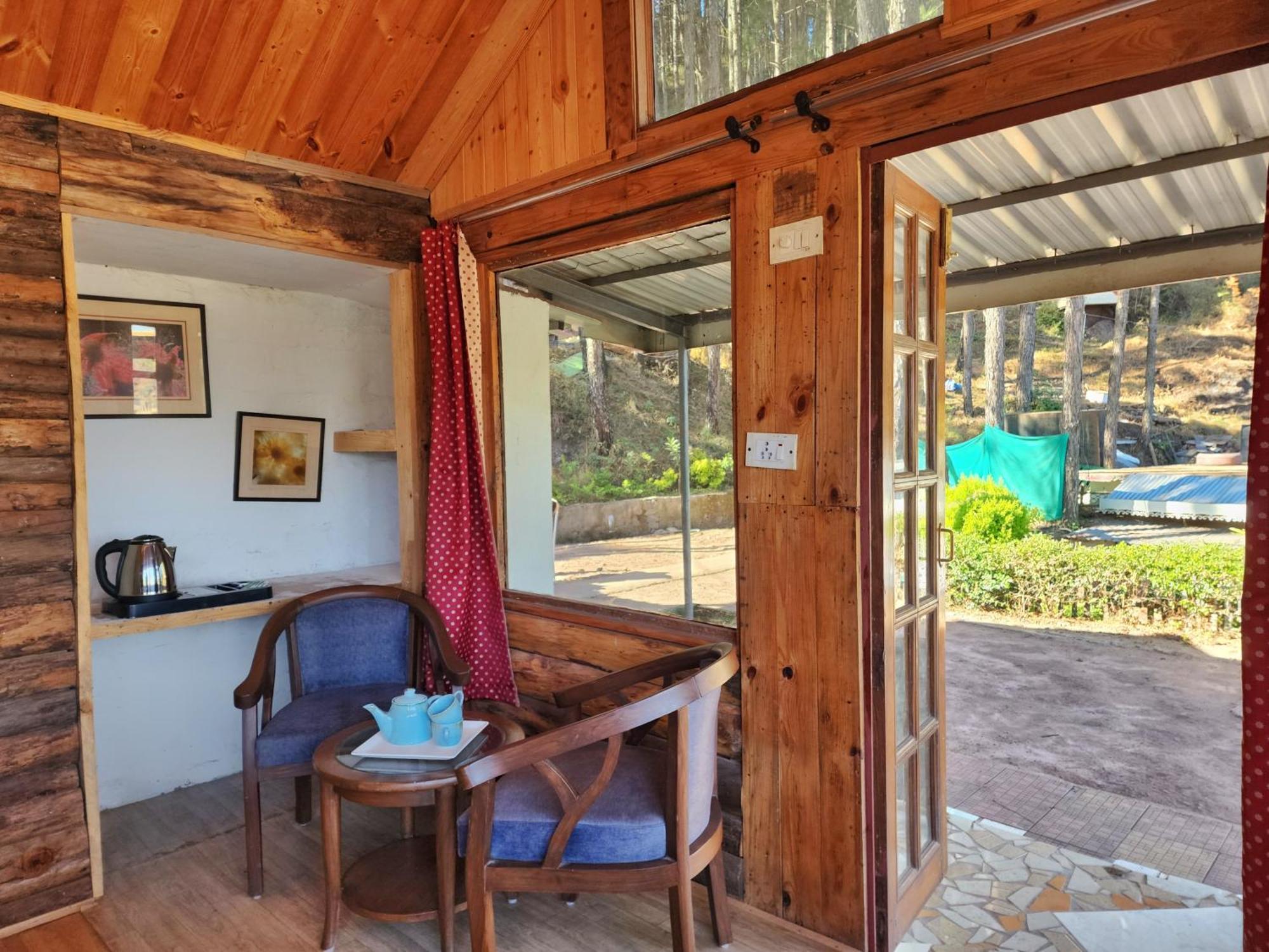 Pine Valley Resort Касаули Экстерьер фото